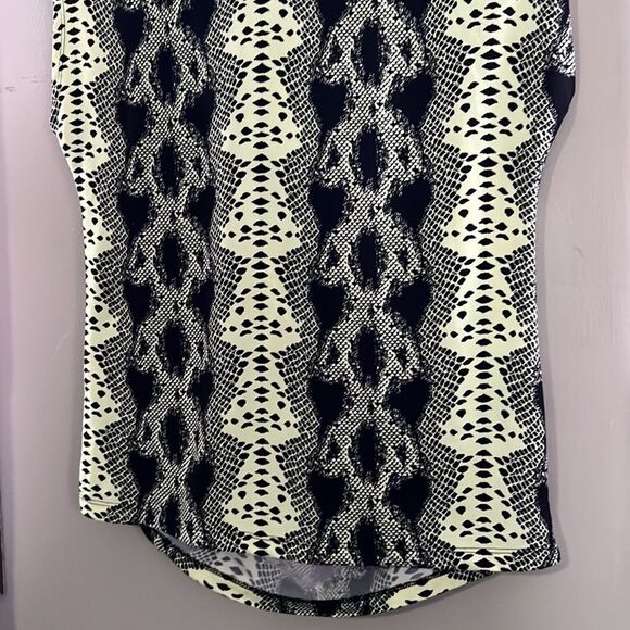 eci New York Sz M Yellow Black Geometric Op Art Pullover Sleeveless Stretch Top - Picture 7 of 11